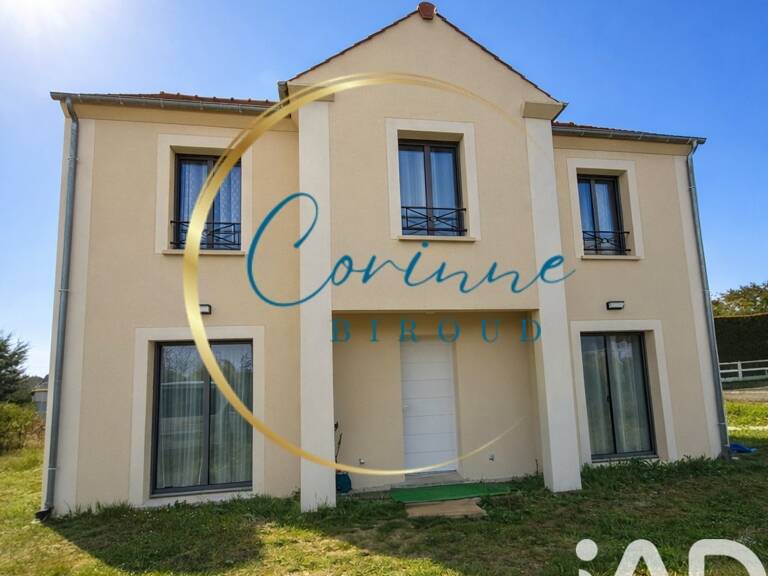 Vente Maison/villa 8 pièces — photo 1