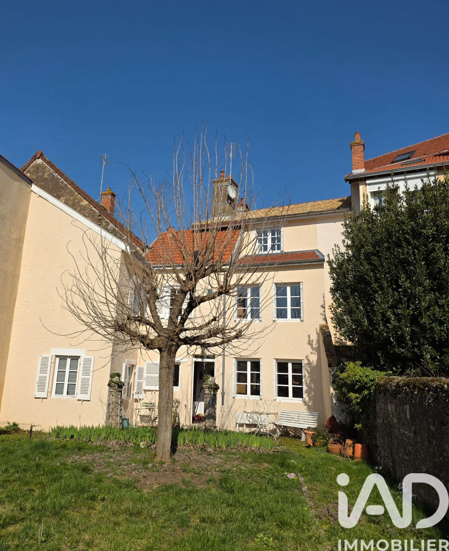 Maison à vendre, 8 pièces, 186 m², Charolles