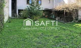 Maison 5 Pièces 70 m² à vendre à Saint-Laurent-de-Cerdans (66260)