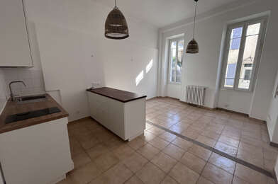 Appartement 3 pièces 760 €
