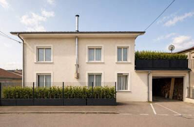 Charmante Maison de ville avec terrasse et garage. — photo du bien