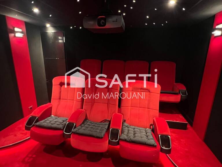 Maison climatisée avec piscine / cinema Andilly — photo 1