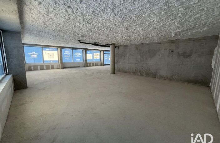 Vente Boutique/Local commercial 194 m&sup2; — photo 3