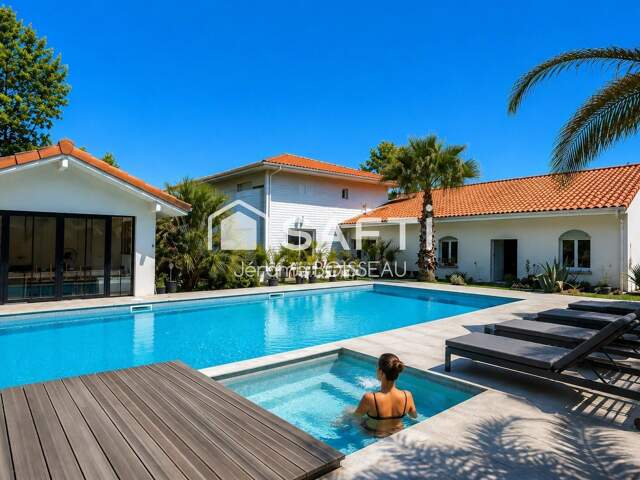 VILLA MODERNE DE 222M2  AIR PARK DE BISCARROSSE- 336M2 DE HANGAR — photo du bien