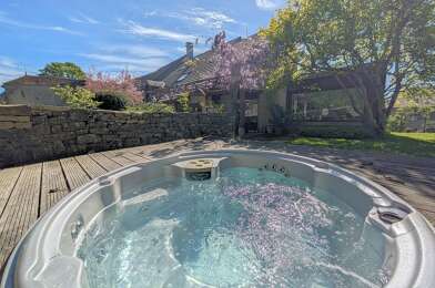 Maison 8 pièces 500000 €