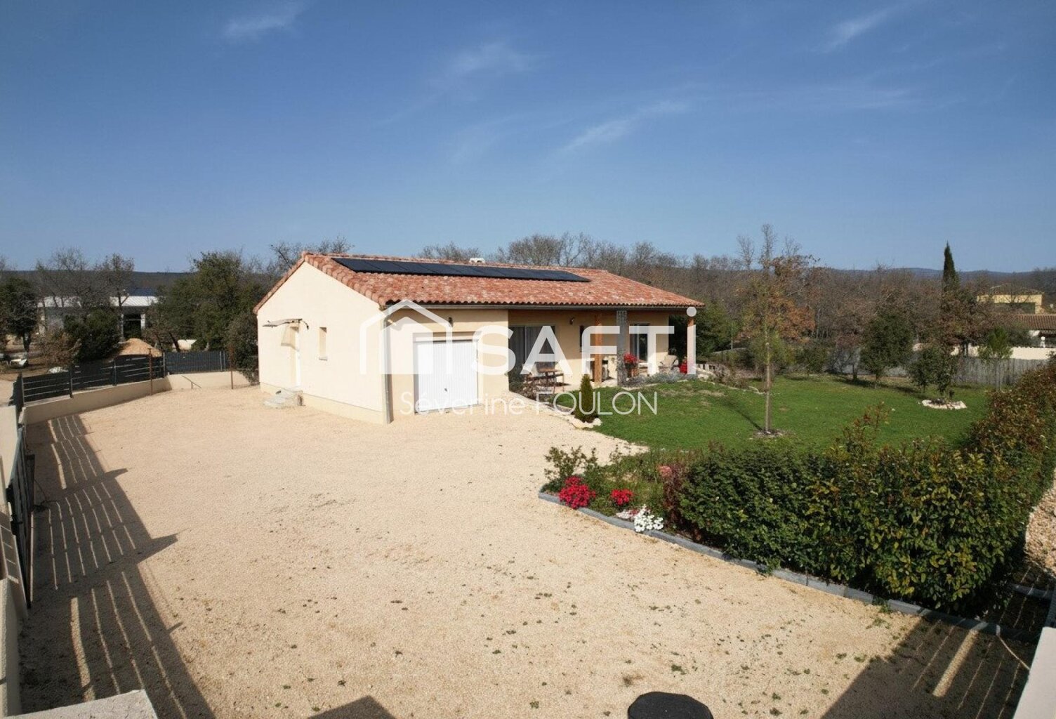 Maison contemporain de plain pied (Année 2022) — photo 1