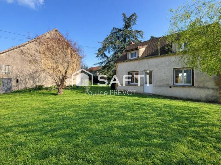 Maison de campagne avec vue dégagée, 3 chambres et beau potentiel. — photo 1