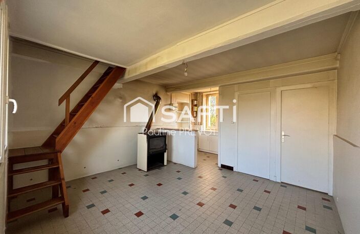 Maison de campagne avec vue dégagée, 3 chambres et beau potentiel. — photo 2