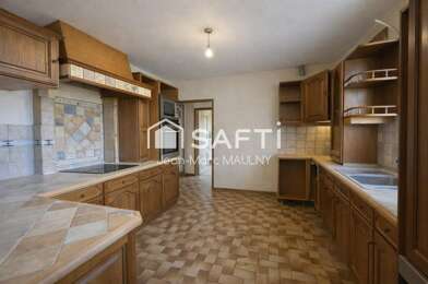 Maison 6 pièces 253900 €