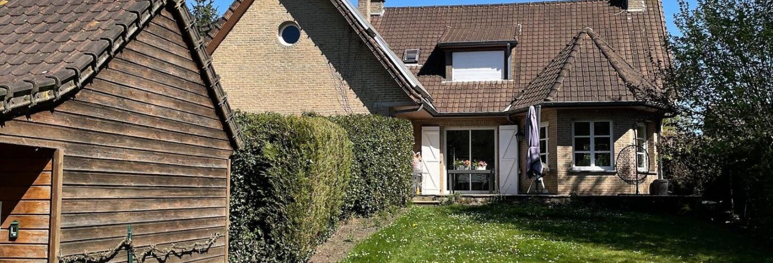 Maison 9 Pièces 222 m² à vendre à Campagne-lès-Wardrecques (62120)