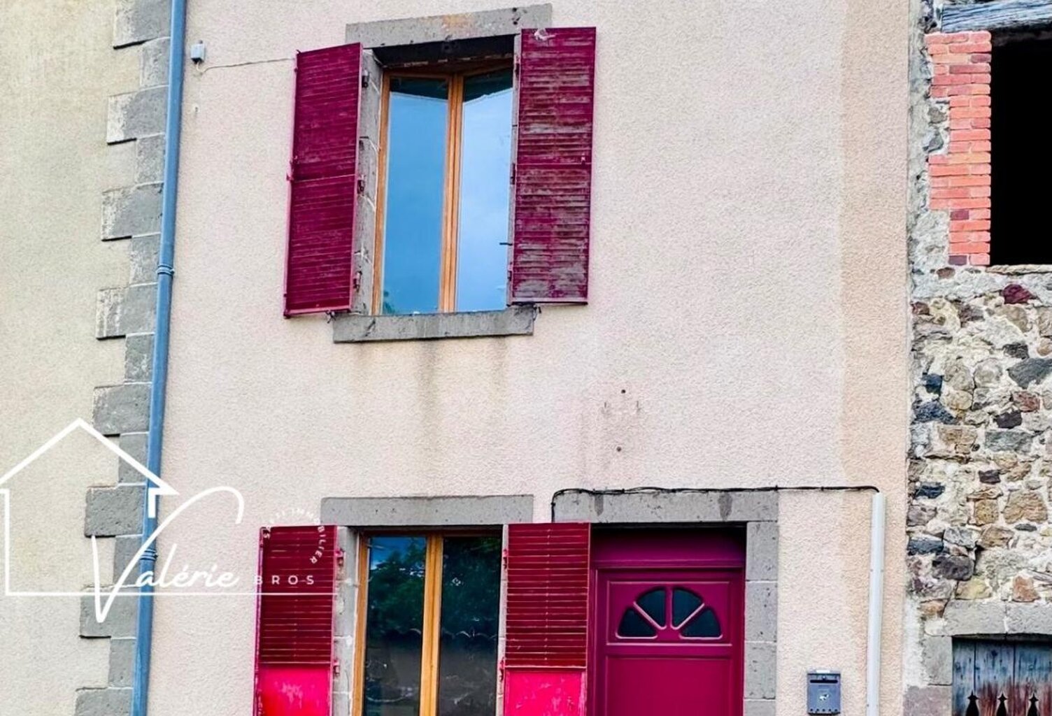 Charmante maison de village à Montaigut-le-Blanc — photo 1