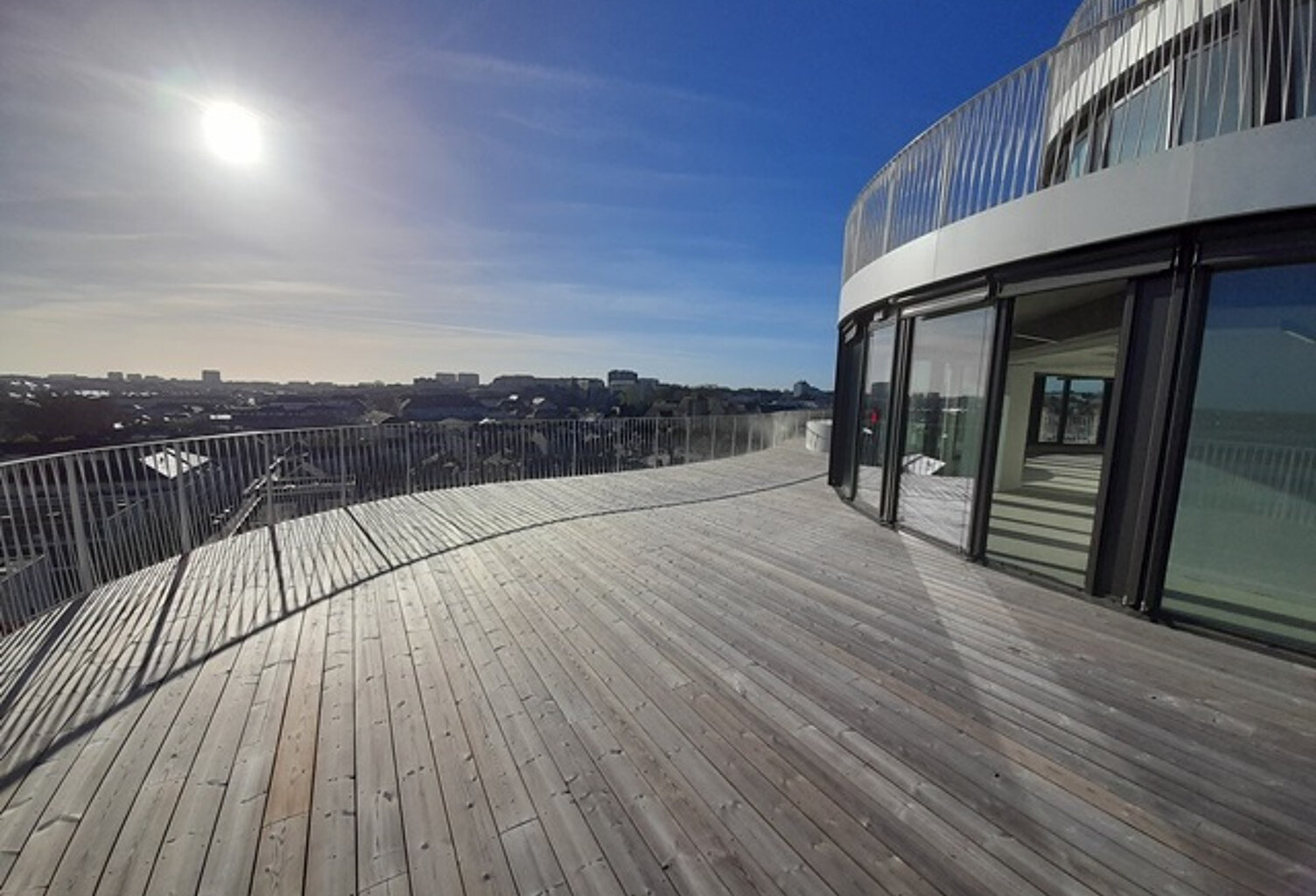 ANGERS SAINT-SERGE BUREAUX NEUFS A VENDRE — photo 1