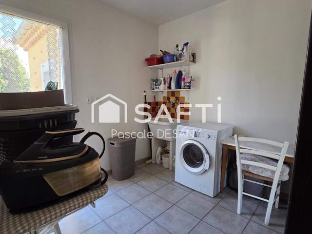 Charmante maison familiale avec grand terrain — photo du bien