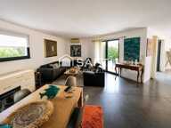Maison d'habitation 4 faces, de type T6, comprenant 5 chambres, 4 salles de Bains, 2 WC — photo 3