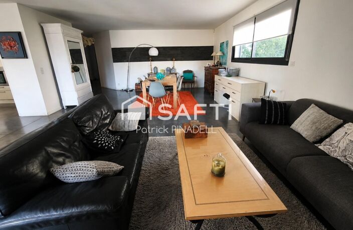 Maison d'habitation 4 faces, de type T6, comprenant 5 chambres, 4 salles de Bains, 2 WC — photo 4