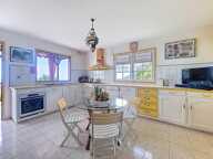 Grande maison familiale avec 3 studios indépendants - VUE MER! — photo 4