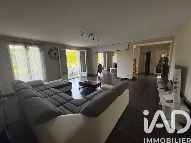Vente Maison traditionnelle 8 pièces — photo du bien
