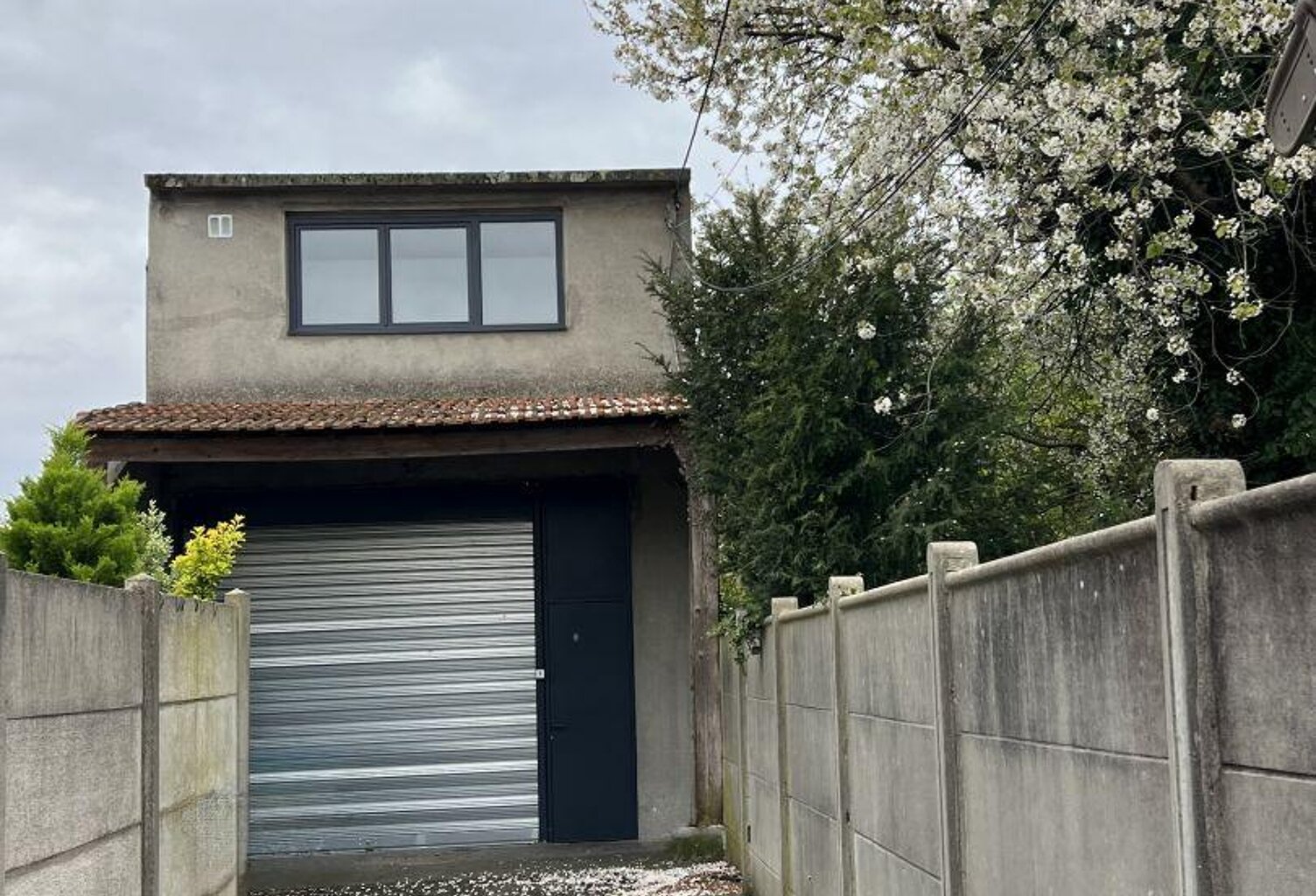 Vente Murs commerciaux 100 m&sup2; — photo 1