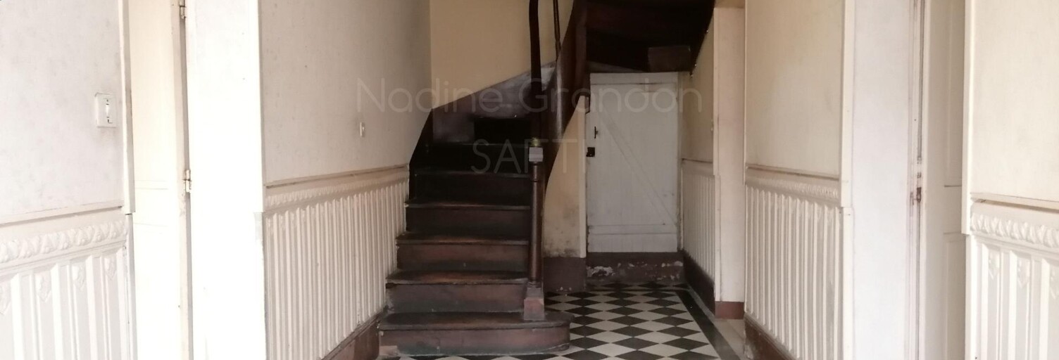 Maison 5 Pièces 137 m² à vendre à Chalais (16210)