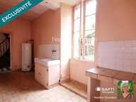 Maison de caractère avec cour et garage — photo 4
