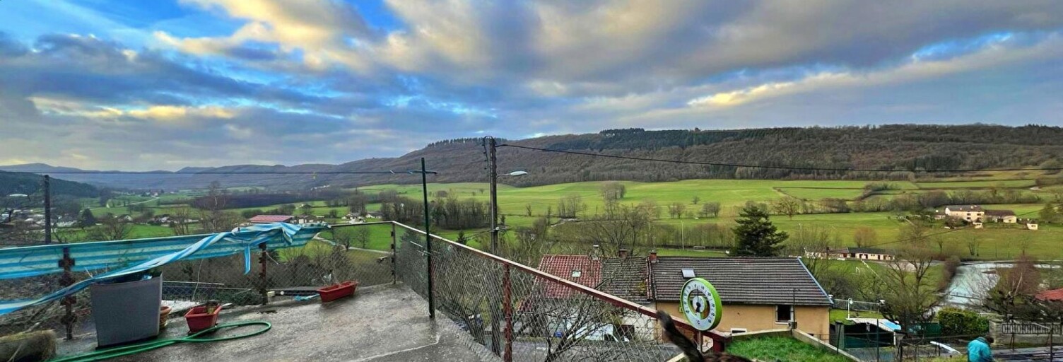 Maison 5 Pièces 137 m² à vendre à Val-Suran (39320)