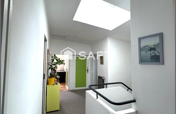 OPPORTUNITÉ RARE  Maison de ville rénovée + forte rentabilité ! — photo 5