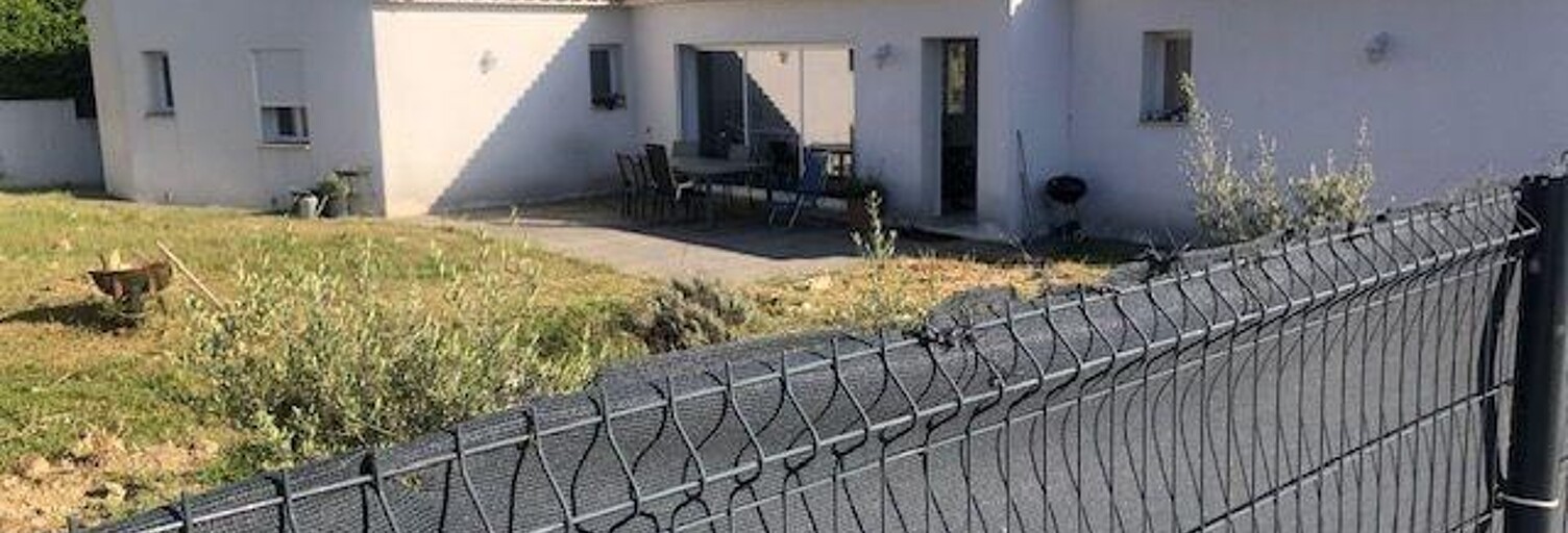 Maison 5 Pièces 99 m² à louer à Simiane-Collongue (13109)