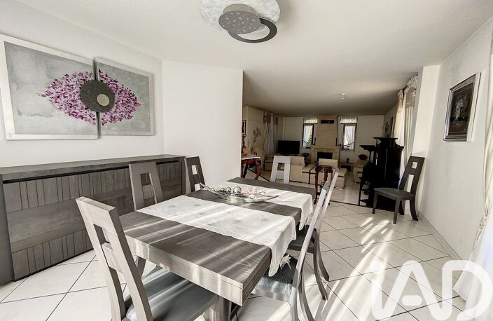 Vente Maison d'architecte 6 pièces — photo 2