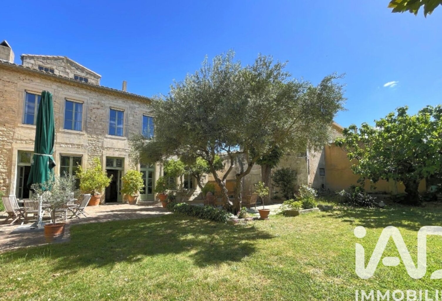 Vente Maison/villa 9 pièces — photo 1