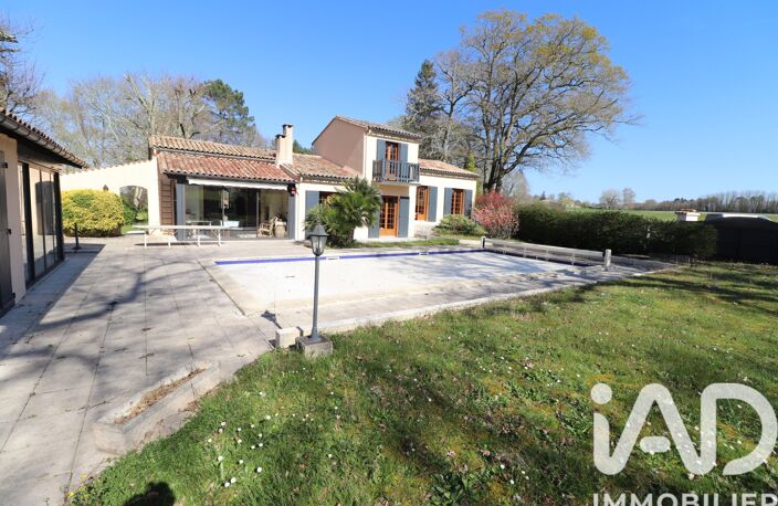 Vente Maison/villa 11 pièces — photo 2