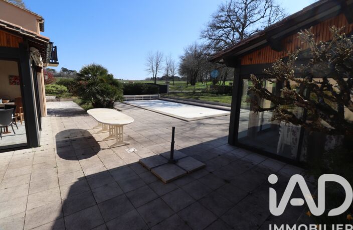 Vente Maison/villa 11 pièces — photo 4