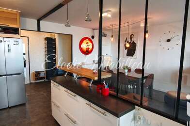 Appartement 4 pièces 171700 €