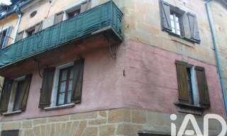 Immeuble  99 m² à vendre à Lacapelle-Marival (46120)