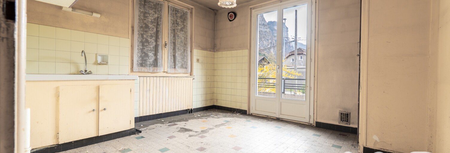 Maison 5 Pièces 77 m² à vendre à Magland (74300)