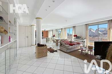 Appartement 4 pièces 248000 €