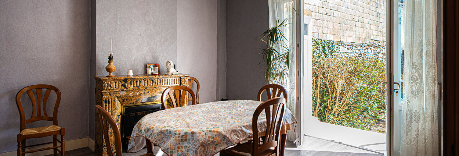 Maison 7 Pièces 180 m² à vendre à Bagnères-de-Bigorre (65200)