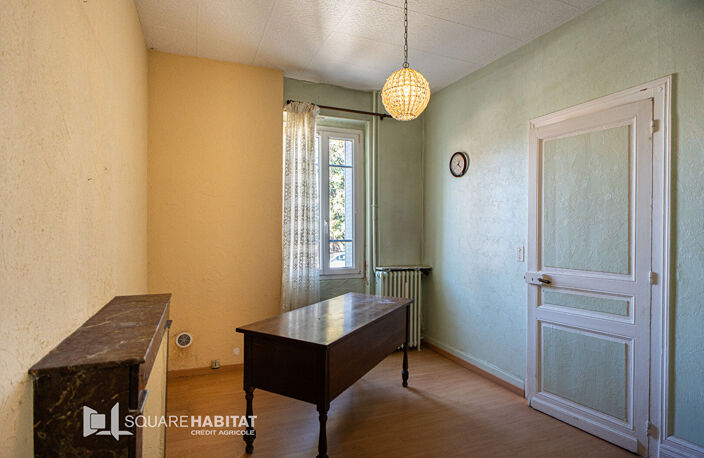 Maison de ville T6 avec Jardin, Dépendance et Garage — photo 5