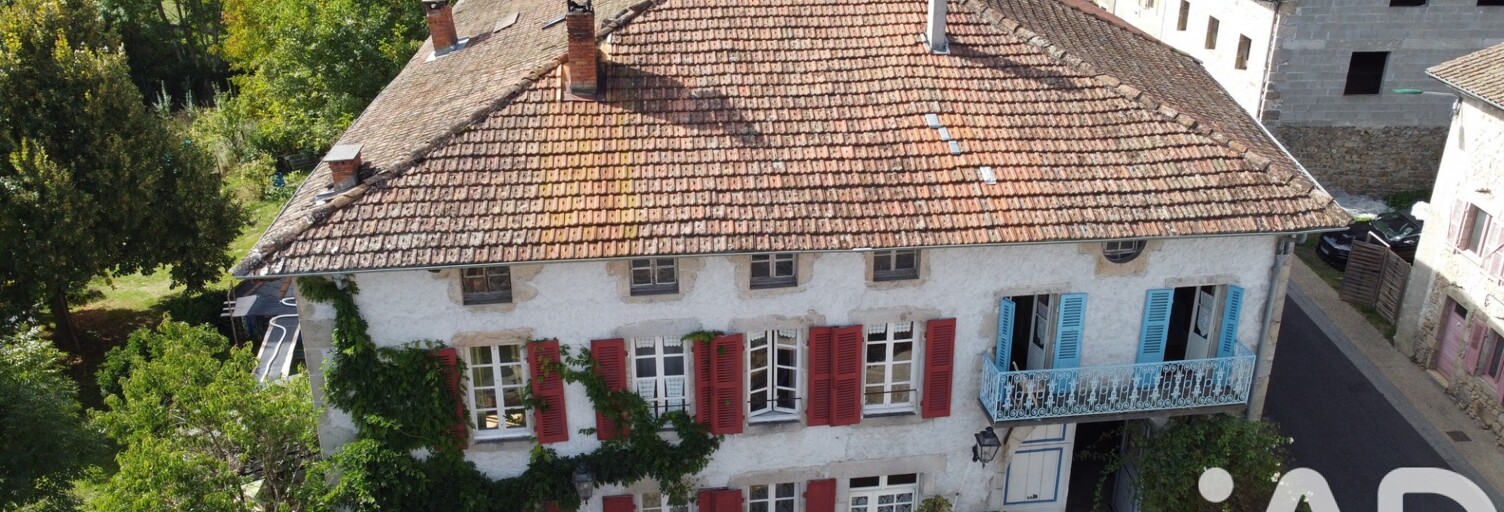 Maison 10 Pièces 300 m² à vendre à Saint-Bonnet-le-Chastel (63630)