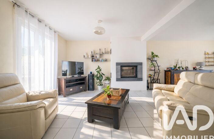 Vente Maison traditionnelle 9 pièces — photo 3