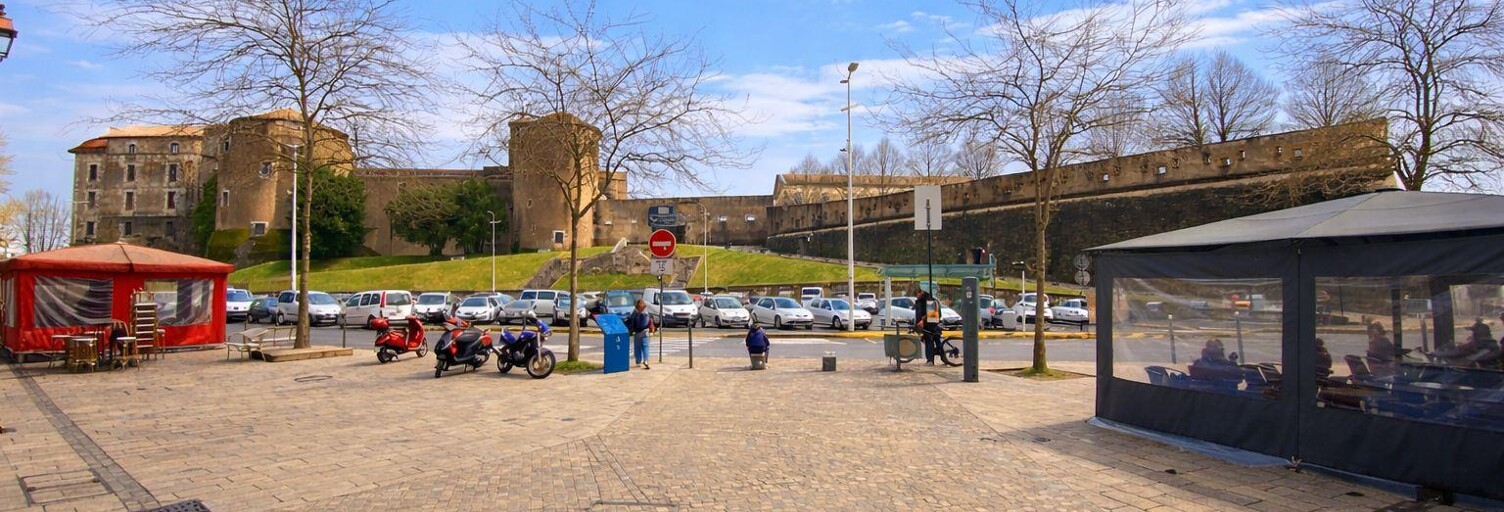 Commerce  124 m² à vendre à Bayonne (64100)