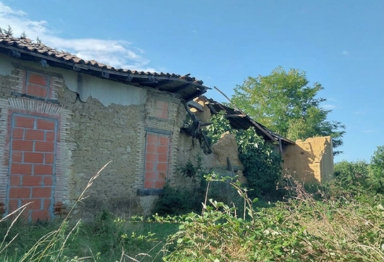 Vente Terrain 3 300 m&sup2; — photo 1