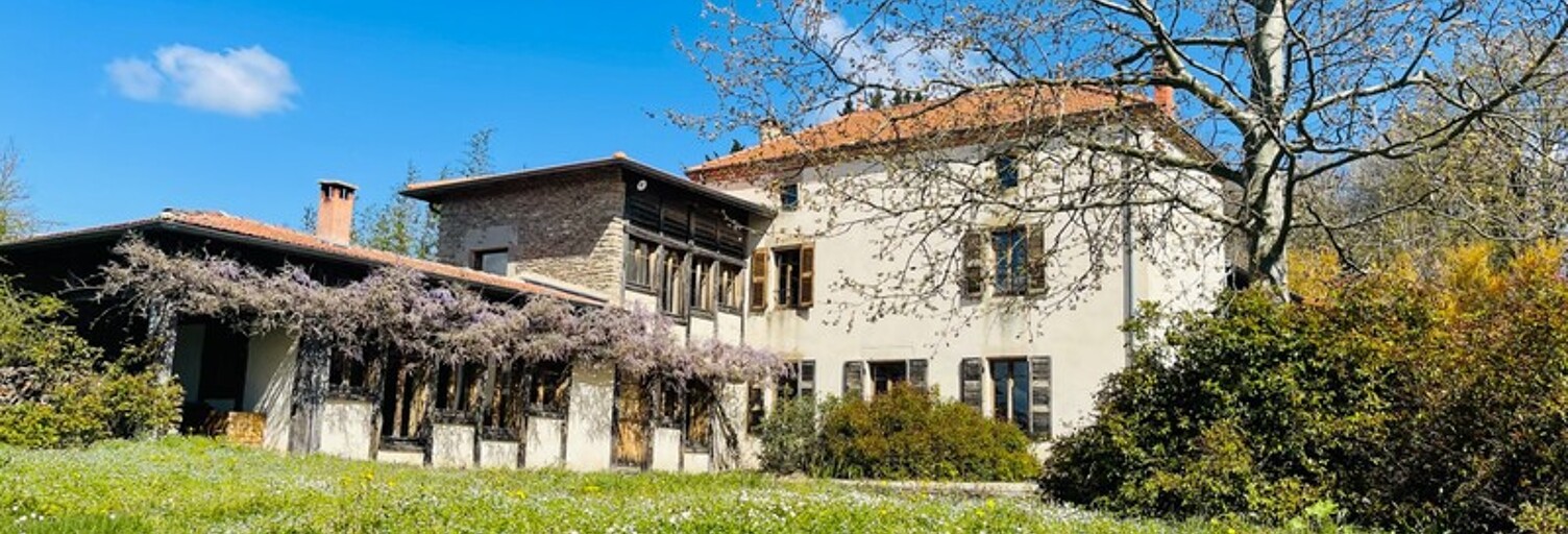 Maison 8 Pièces 340 m² à vendre à Charmes-sur-l'Herbasse (26260)