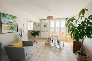 Appartement 4 pièces 126000 €