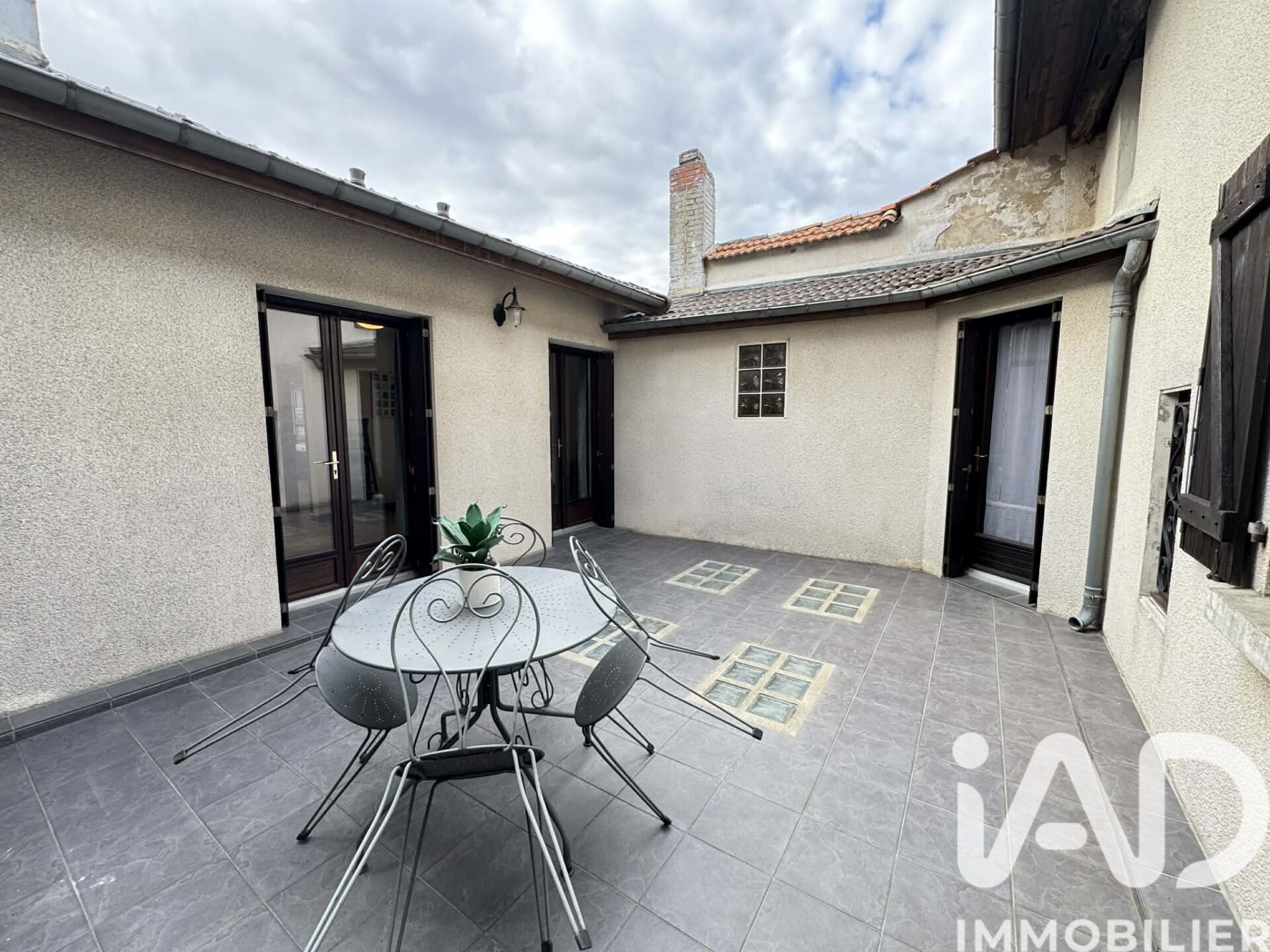 St-Dizier - 160m² - 7p. - 2ch.