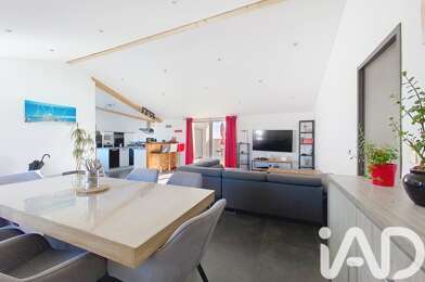 Maison 5 pièces 599000 €