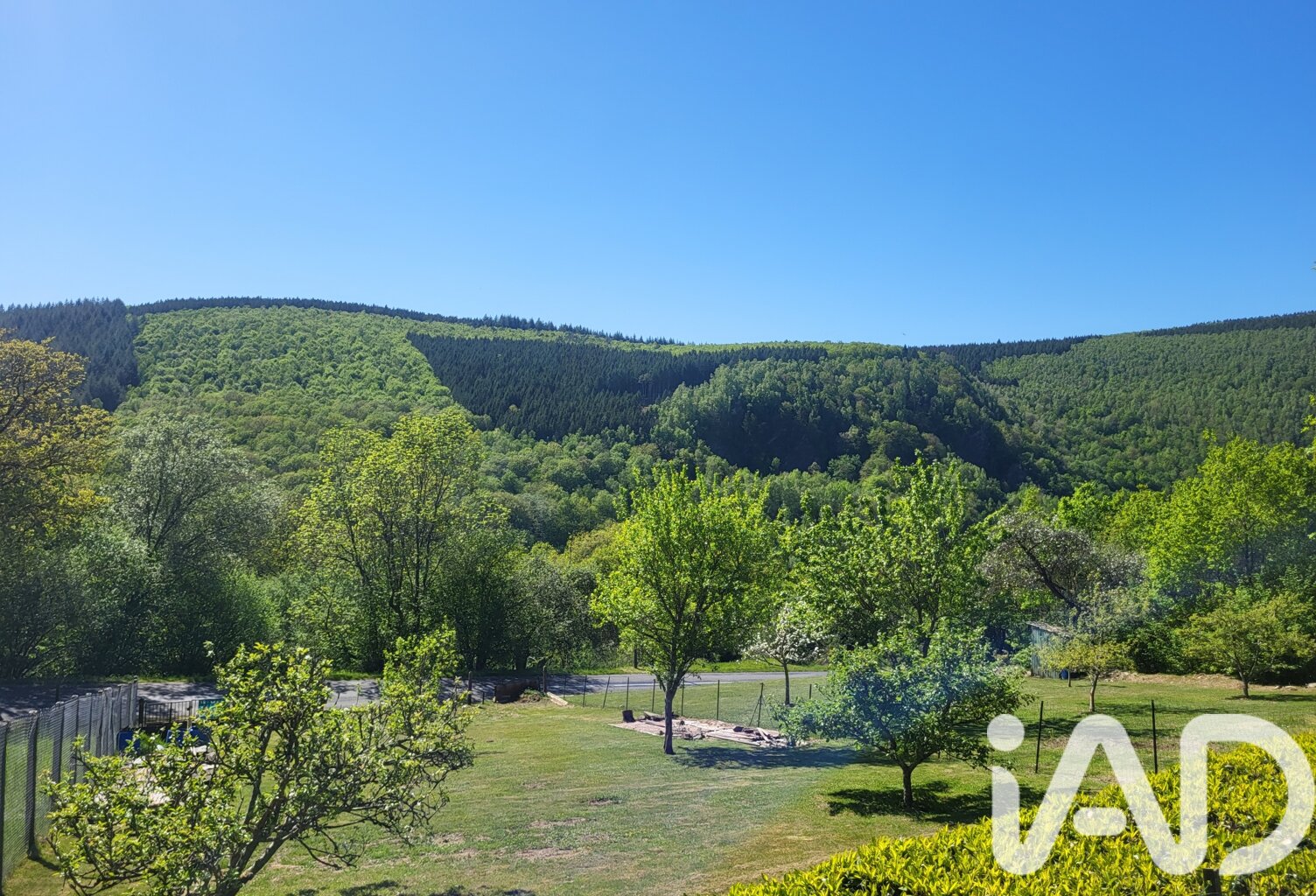 Vente Terrain à bâtir 1 251 m&sup2; — photo 1
