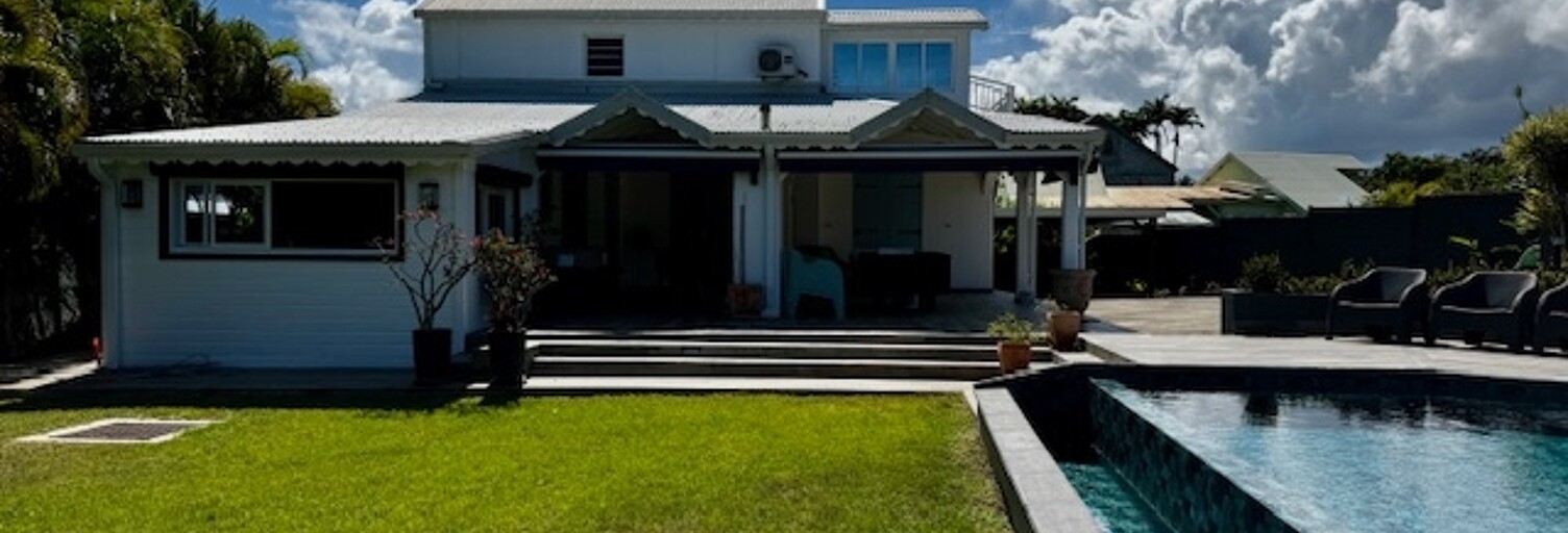 Maison 6 Pièces 130 m² à vendre à Sainte-Rose (97115)
