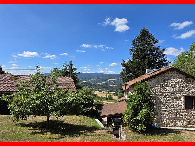 MONTAGNE BOURBONNAISE Maison 5 pièce(s) — photo du bien