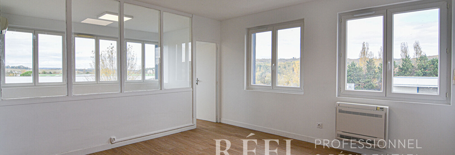 Bureau 1 Pièce 125 m² à louer à Auch (32000)