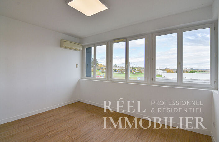 À louer - Plateau de bureaux de 125 m² - Route de Toulouse, Auch — photo 3